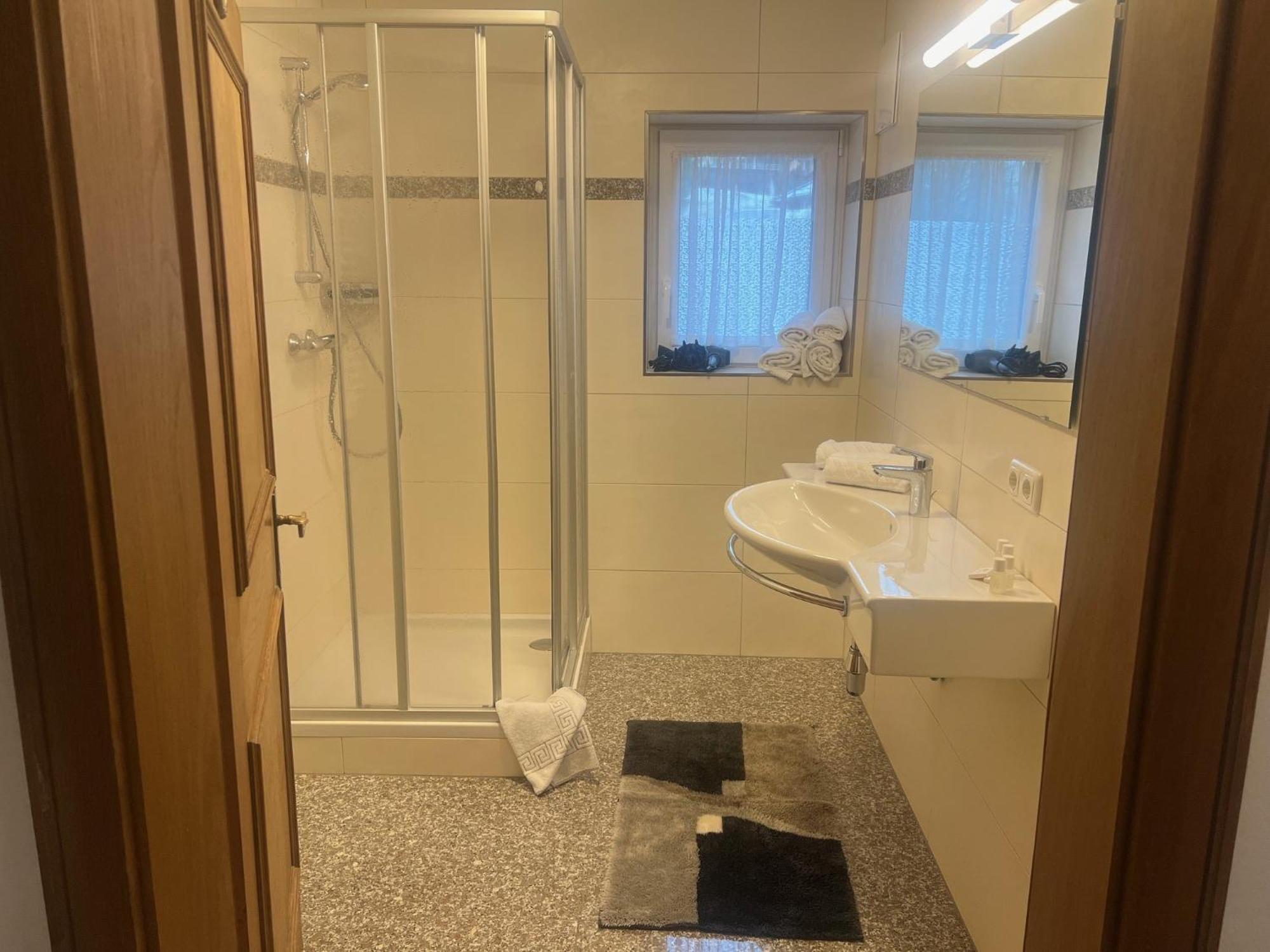 Intown Apartment Schmiede Σάαλμπαχ-Χίντεργκλεμ Εξωτερικό φωτογραφία