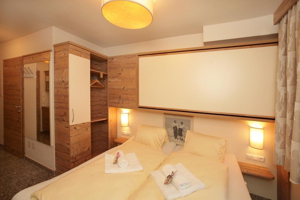 Intown Apartment Schmiede Σάαλμπαχ-Χίντεργκλεμ Εξωτερικό φωτογραφία