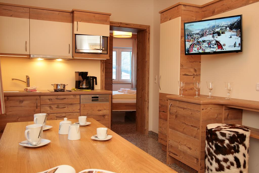 Intown Apartment Schmiede Σάαλμπαχ-Χίντεργκλεμ Εξωτερικό φωτογραφία